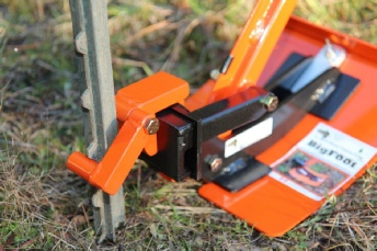 Extractigator T-Post Puller